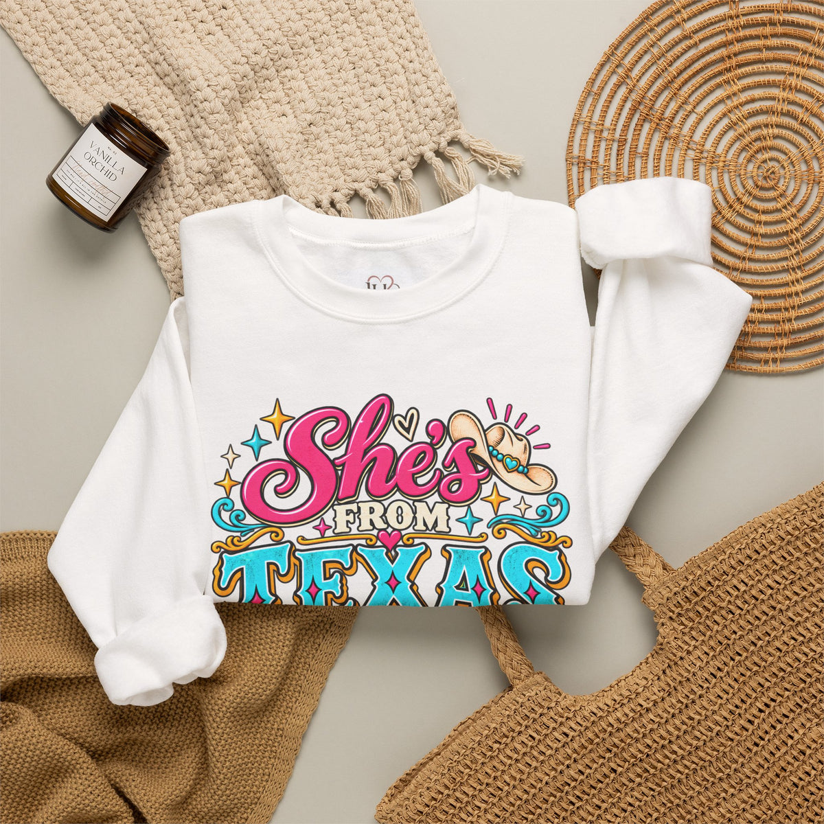 She’s From Texas I Can Tell Sweatshirt – Western Cowgirl Floral Graphic Crewneck